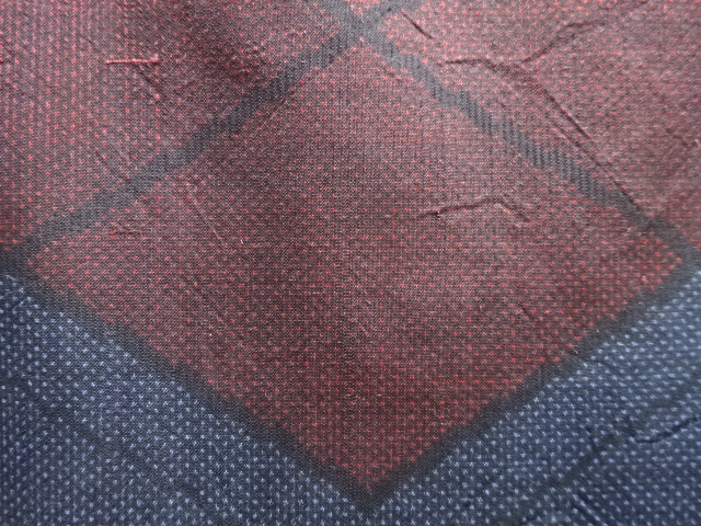 アンティーク　菱模様織り出し本場泥大島紬着物（5マルキ）